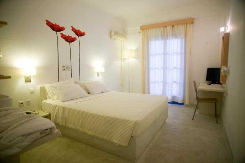 Hotel 28 Kamari  Ngoại thất bức ảnh